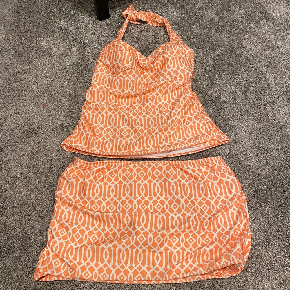 Halter tie swimsuit w/skirt bottoms. Top M, bottom L. Orange/peach & white
